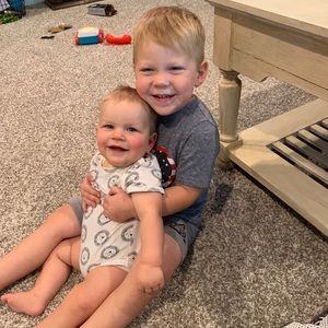 Meet your Posher, Robin